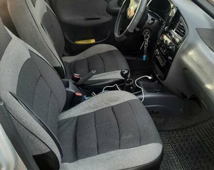 Серый Дэу Ланос, объемом двигателя 1.5 л и пробегом 350 тыс. км за 2900 $, фото 3 на Automoto.ua