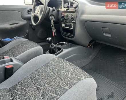 Сірий Деу Ланос, об'ємом двигуна 1.5 л та пробігом 110 тис. км за 1650 $, фото 27 на Automoto.ua