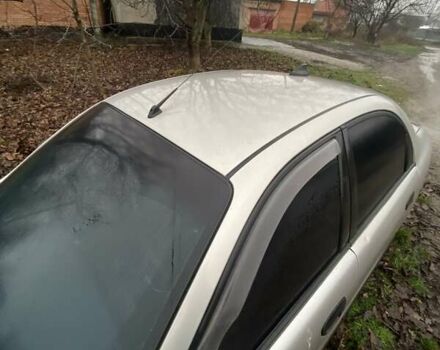 Сірий Деу Ланос, об'ємом двигуна 1.5 л та пробігом 200 тис. км за 2400 $, фото 2 на Automoto.ua