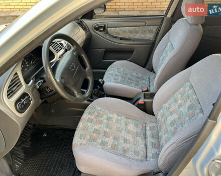 Сірий Деу Ланос, об'ємом двигуна 1.6 л та пробігом 225 тис. км за 2900 $, фото 15 на Automoto.ua