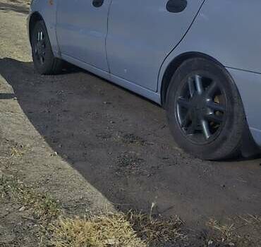 Серый Дэу Ланос, объемом двигателя 1.6 л и пробегом 315 тыс. км за 2500 $, фото 4 на Automoto.ua