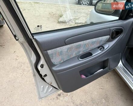 Серый Дэу Ланос, объемом двигателя 1.5 л и пробегом 170 тыс. км за 3200 $, фото 7 на Automoto.ua