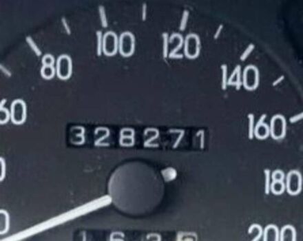 Серый Дэу Ланос, объемом двигателя 1.5 л и пробегом 328 тыс. км за 1350 $, фото 5 на Automoto.ua