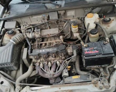 Серый Дэу Ланос, объемом двигателя 1.5 л и пробегом 341 тыс. км за 850 $, фото 4 на Automoto.ua