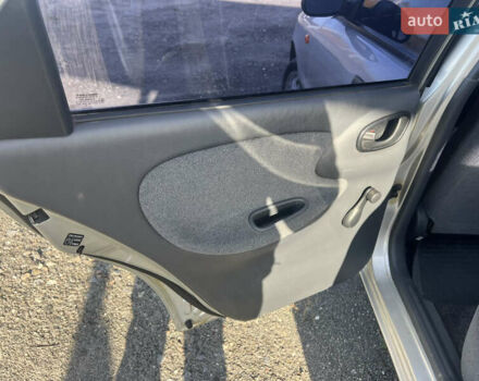 Деу Ланос 2006 у Києві на Automoto.ua Сірий Деу Ланос, об'ємом двигуна 1.5 л та пробігом 205 тис. км за 1950 $, фото 19 на Automoto.ua