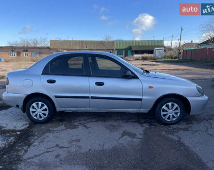 Серый Дэу Ланос, объемом двигателя 1.5 л и пробегом 250 тыс. км за 1450 $, фото 3 на Automoto.ua