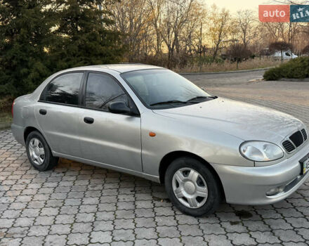 Серый Дэу Ланос, объемом двигателя 1.5 л и пробегом 310 тыс. км за 2350 $, фото 2 на Automoto.ua