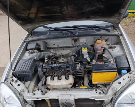 Серый Дэу Ланос, объемом двигателя 1.5 л и пробегом 270 тыс. км за 2000 $, фото 6 на Automoto.ua