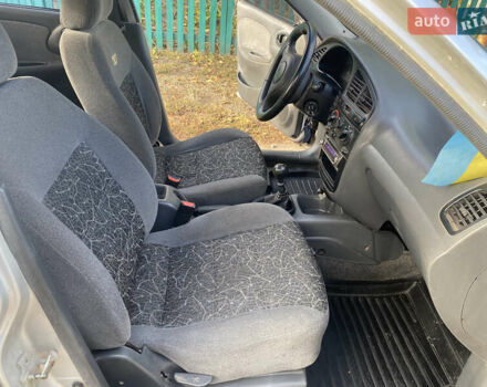 Серый Дэу Ланос, объемом двигателя 1.5 л и пробегом 194 тыс. км за 2500 $, фото 6 на Automoto.ua
