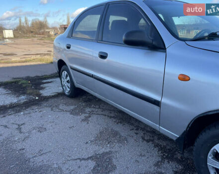 Серый Дэу Ланос, объемом двигателя 1.5 л и пробегом 250 тыс. км за 1450 $, фото 4 на Automoto.ua