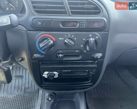 Деу Ланос 2006 у Києві на Automoto.ua Сірий Деу Ланос, об'ємом двигуна 1.5 л та пробігом 205 тис. км за 1950 $, фото 25 на Automoto.ua