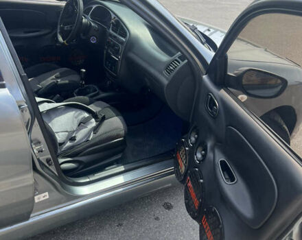 Сірий Деу Ланос, об'ємом двигуна 1.6 л та пробігом 150 тис. км за 3550 $, фото 8 на Automoto.ua