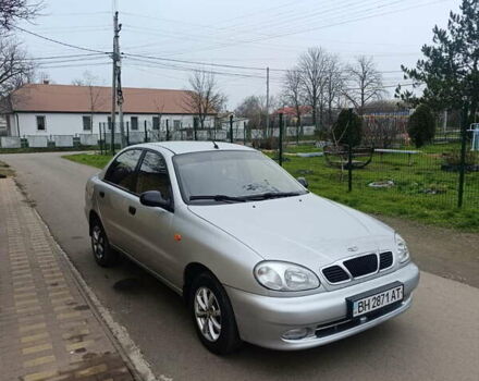 Серый Дэу Ланос, объемом двигателя 1.5 л и пробегом 270 тыс. км за 2000 $, фото 1 на Automoto.ua