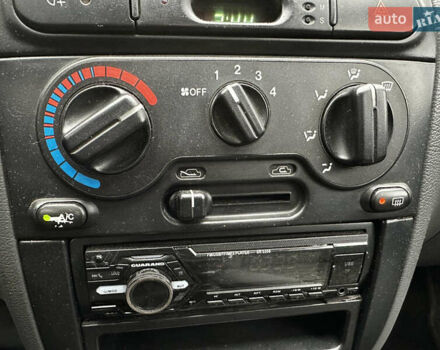 Сірий Деу Ланос, об'ємом двигуна 1.5 л та пробігом 156 тис. км за 2800 $, фото 16 на Automoto.ua