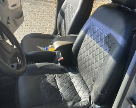 Деу Ланос 2006 у Жмеренке на Automoto.ua Сірий Деу Ланос, об'ємом двигуна 1.3 л та пробігом 179 тис. км за 1650 $, фото 11 на Automoto.ua