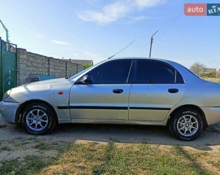 Сірий Деу Ланос, об'ємом двигуна 1.5 л та пробігом 300 тис. км за 1750 $, фото 9 на Automoto.ua