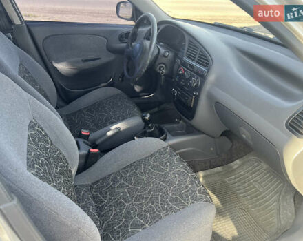 Деу Ланос 2006 у Києві на Automoto.ua Сірий Деу Ланос, об'ємом двигуна 1.5 л та пробігом 205 тис. км за 1950 $, фото 17 на Automoto.ua