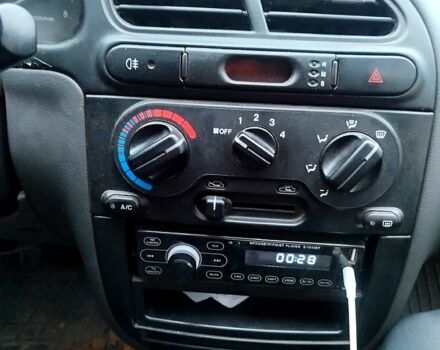 Сірий Деу Ланос, об'ємом двигуна 1.5 л та пробігом 201 тис. км за 3500 $, фото 8 на Automoto.ua