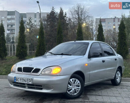 Деу Ланос 2007 у Дрогобичі на Automoto.ua Сірий Деу Ланос, об'ємом двигуна 1.5 л та пробігом 184 тис. км за 1999 $, фото 28 на Automoto.ua