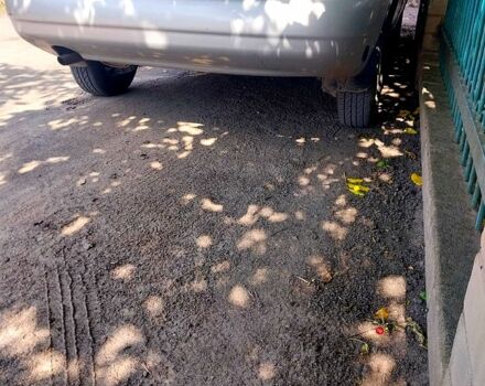 Серый Дэу Ланос, объемом двигателя 1.5 л и пробегом 286 тыс. км за 2700 $, фото 4 на Automoto.ua