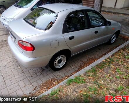 Серый Дэу Ланос, объемом двигателя 1.5 л и пробегом 250 тыс. км за 2750 $, фото 3 на Automoto.ua