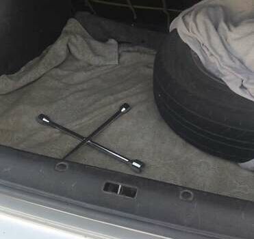 Сірий Деу Ланос, об'ємом двигуна 1.5 л та пробігом 179 тис. км за 2300 $, фото 2 на Automoto.ua