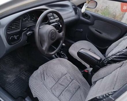 Деу Ланос 2007 у Житомирі на Automoto.ua Сірий Деу Ланос, об'ємом двигуна 1.5 л та пробігом 208 тис. км за 2499 $, фото 11 на Automoto.ua