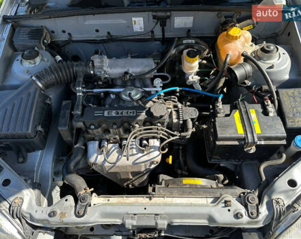 Сірий Деу Ланос, об'ємом двигуна 1.5 л та пробігом 284 тис. км за 2600 $, фото 4 на Automoto.ua