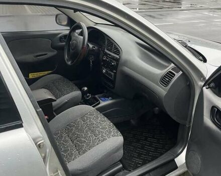 Сірий Деу Ланос, об'ємом двигуна 1.5 л та пробігом 318 тис. км за 2800 $, фото 6 на Automoto.ua