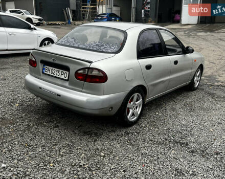 Серый Дэу Ланос, объемом двигателя 1.5 л и пробегом 200 тыс. км за 1950 $, фото 4 на Automoto.ua