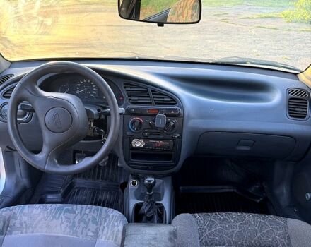 Серый Дэу Ланос, объемом двигателя 1.4 л и пробегом 190 тыс. км за 1200 $, фото 3 на Automoto.ua