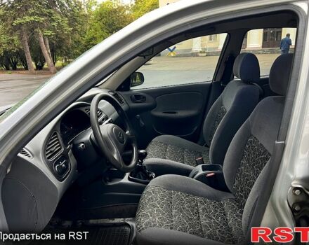 Дэу Ланос 2007 в Днепре (Днепропетровске) на Automoto.ua Серый Дэу Ланос, объемом двигателя 1.4 л и пробегом 142 тыс. км за 1999 $, фото 4 на Automoto.ua