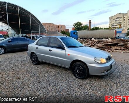 Серый Дэу Ланос, объемом двигателя 1.5 л и пробегом 300 тыс. км за 1900 $, фото 2 на Automoto.ua