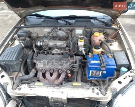 Дэу Ланос 2007 в Сарнах на Automoto.ua Серый Дэу Ланос, объемом двигателя 1.5 л и пробегом 180 тыс. км за 1550 $, фото 6 на Automoto.ua
