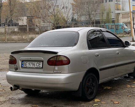 Серый Дэу Ланос, объемом двигателя 1.5 л и пробегом 384 тыс. км за 2900 $, фото 1 на Automoto.ua