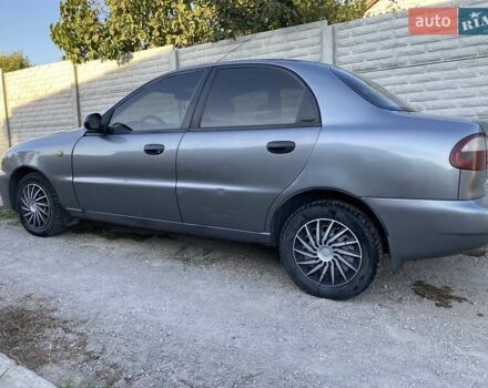 Сірий Деу Ланос, об'ємом двигуна 1.5 л та пробігом 230 тис. км за 2000 $, фото 4 на Automoto.ua