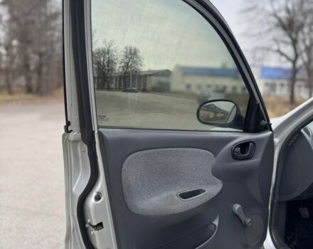 Сірий Деу Ланос, об'ємом двигуна 1.5 л та пробігом 229 тис. км за 2250 $, фото 9 на Automoto.ua