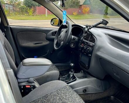 Дэу Ланос 2007 в Лозовой на Automoto.ua Серый Дэу Ланос, объемом двигателя 1.5 л и пробегом 175 тыс. км за 2100 $, фото 4 на Automoto.ua