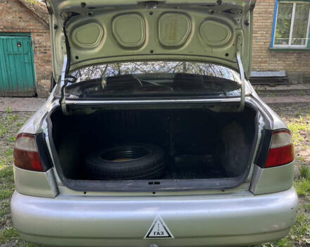 Сірий Деу Ланос, об'ємом двигуна 1.5 л та пробігом 271 тис. км за 1100 $, фото 7 на Automoto.ua