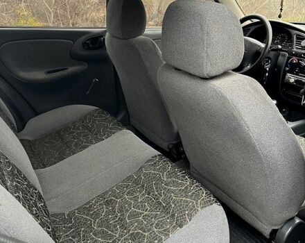 Серый Дэу Ланос, объемом двигателя 1.6 л и пробегом 250 тыс. км за 3000 $, фото 7 на Automoto.ua