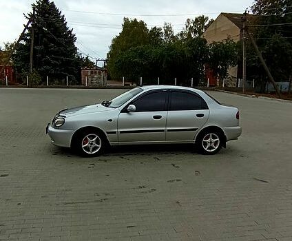 Сірий Деу Ланос, об'ємом двигуна 1.5 л та пробігом 0 тис. км за 2250 $, фото 4 на Automoto.ua