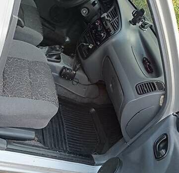 Сірий Деу Ланос, об'ємом двигуна 1.5 л та пробігом 195 тис. км за 2800 $, фото 3 на Automoto.ua