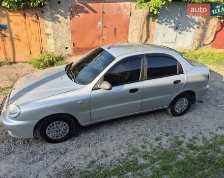 Серый Дэу Ланос, объемом двигателя 1.39 л и пробегом 135 тыс. км за 2800 $, фото 1 на Automoto.ua