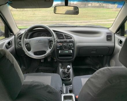 Серый Дэу Ланос, объемом двигателя 1.6 л и пробегом 300 тыс. км за 3000 $, фото 5 на Automoto.ua