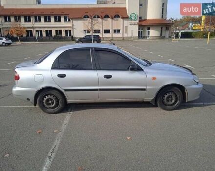 Серый Дэу Ланос, объемом двигателя 1.5 л и пробегом 318 тыс. км за 2000 $, фото 1 на Automoto.ua