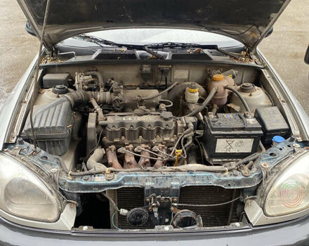 Сірий Деу Ланос, об'ємом двигуна 1.5 л та пробігом 241 тис. км за 1500 $, фото 4 на Automoto.ua