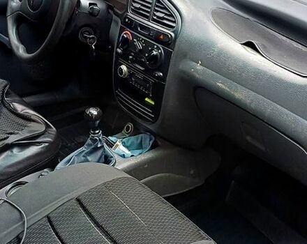 Серый Дэу Ланос, объемом двигателя 1.4 л и пробегом 340 тыс. км за 1950 $, фото 4 на Automoto.ua