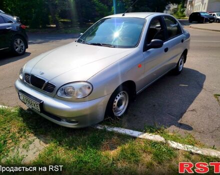 Серый Дэу Ланос, объемом двигателя 1.5 л и пробегом 250 тыс. км за 2750 $, фото 1 на Automoto.ua