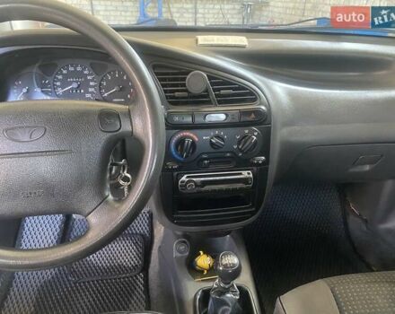 Серый Дэу Ланос, объемом двигателя 1.6 л и пробегом 260 тыс. км за 2700 $, фото 2 на Automoto.ua