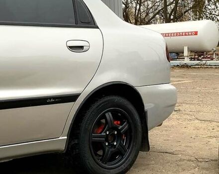 Сірий Деу Ланос, об'ємом двигуна 1.5 л та пробігом 384 тис. км за 2999 $, фото 10 на Automoto.ua